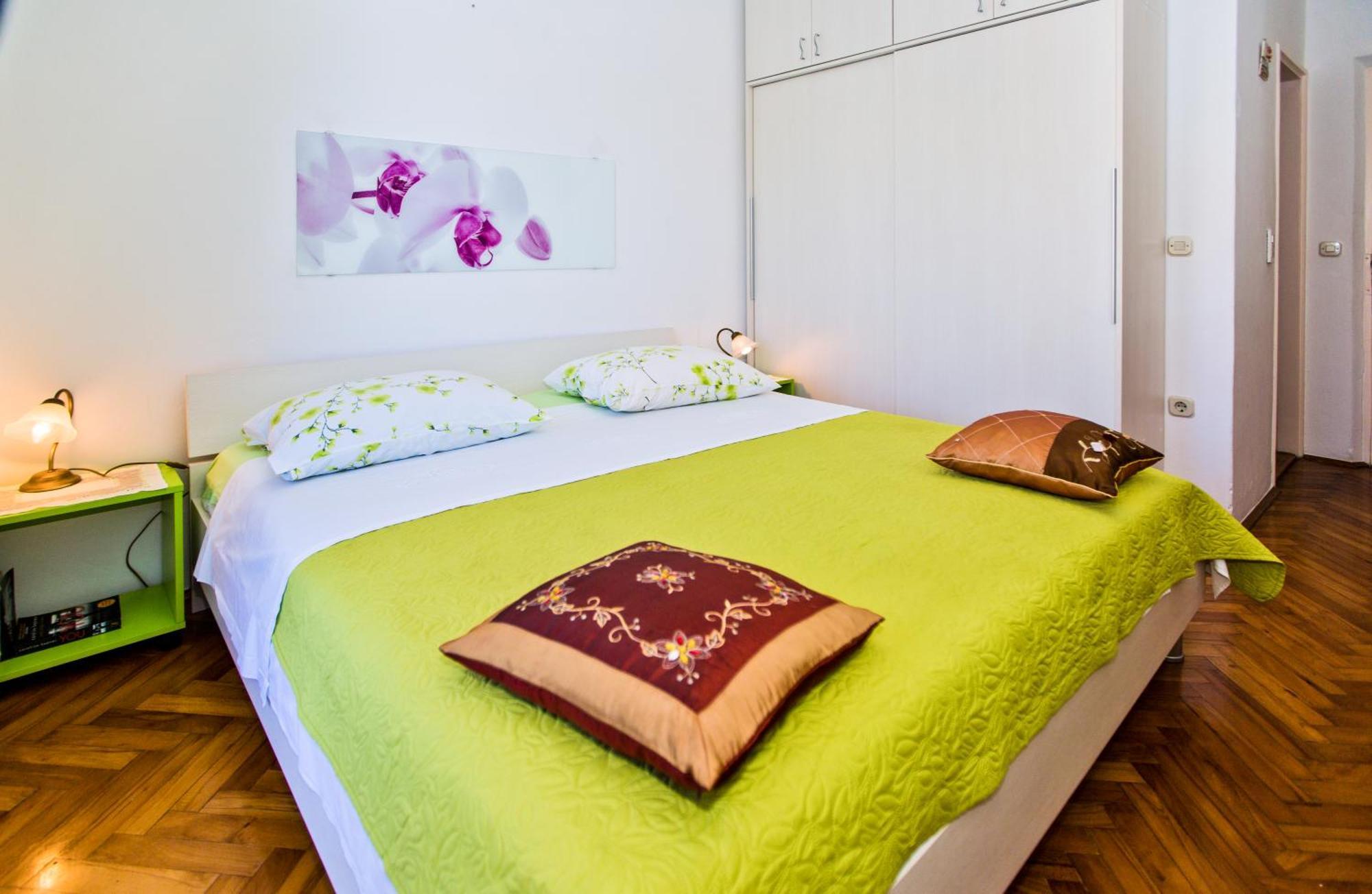 Rooms Barbaric Hvar Town Buitenkant foto